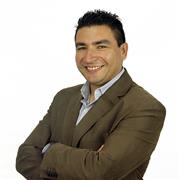 Profesor de Photoshop, Ilustrator, dibujo y fotografía, Muchos años de experiencia en la enseñanza